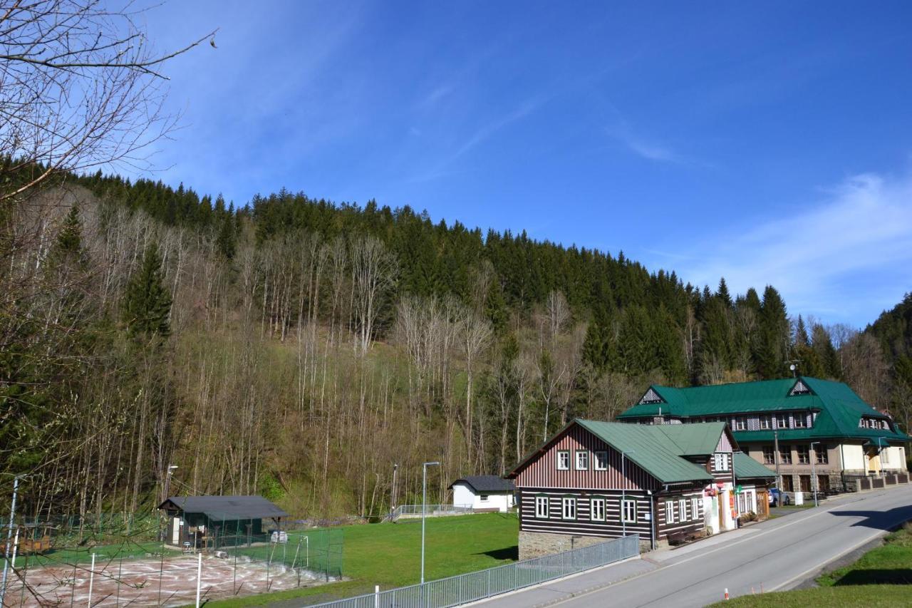 Chalupa 335 Vítkovice Exteriör bild
